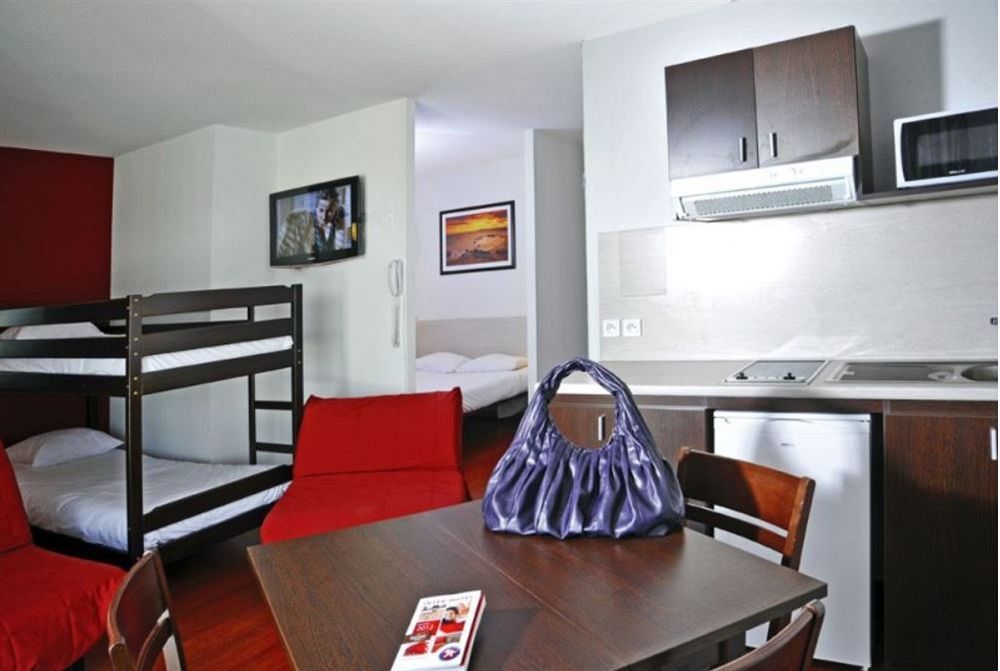 B&B Hôtel Perpignan Saleilles Esterno foto