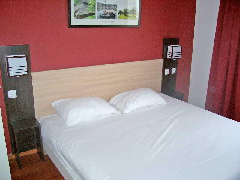 B&B Hôtel Perpignan Saleilles Esterno foto