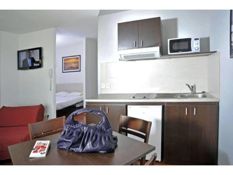 B&B Hôtel Perpignan Saleilles Esterno foto